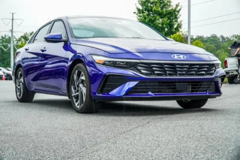 More photos of 2025 Hyundai Elantra SEL Convenience at Grand Hyundai of Canton, GA