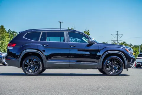 More photos of 2022 Volkswagen Atlas 3.6L V6 SE w/Technology at Grand Hyundai of Canton, GA