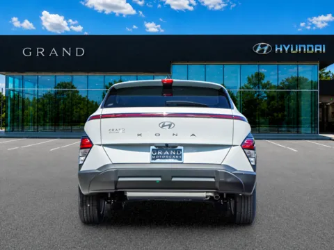 More photos of 2027 Hyundai Kona SE at Grand Hyundai of Canton, GA