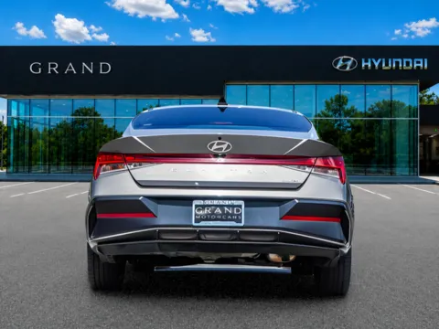More photos of 2025 Hyundai Elantra Limited at Grand Hyundai of Canton, GA