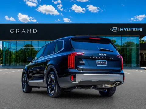 Another view of 2025 Kia Telluride S for sale in Canton, GA at Grand Hyundai of Canton