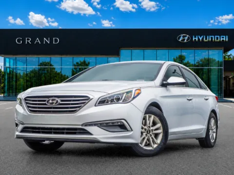 Silver 2015 Hyundai Sonata SE for sale in Canton, GA