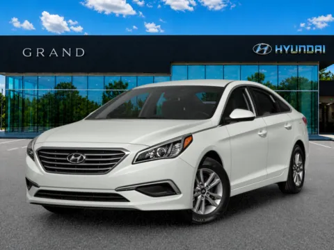 Silver 2015 Hyundai Sonata SE for sale in Canton, GA
