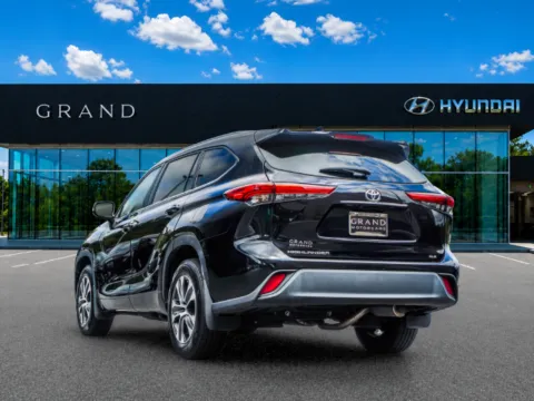 More photos of 2023 Toyota Highlander XLE at Grand Hyundai of Canton, GA