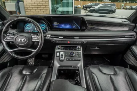 More photos of 2024 Hyundai Palisade Calligraphy at Grand Hyundai of Canton, GA
