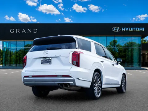 More photos of 2024 Hyundai Palisade Calligraphy at Grand Hyundai of Canton, GA