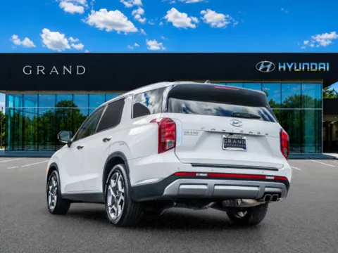 More photos of 2023 Hyundai Palisade Limited at Grand Hyundai of Canton, GA