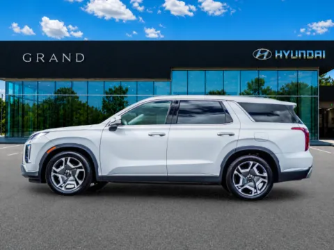 Another view of 2023 Hyundai Palisade Limited for sale in Canton, GA at Grand Hyundai of Canton