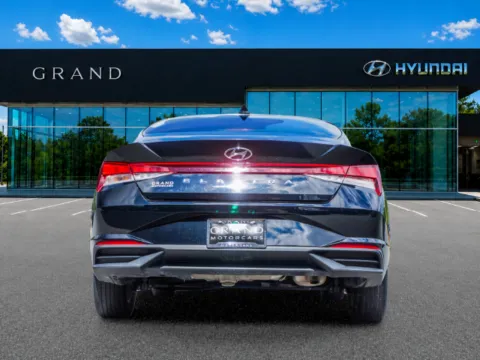 More photos of 2023 Hyundai Elantra SE at Grand Hyundai of Canton, GA