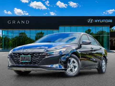 Black 2023 Hyundai Elantra SE for sale in Canton, GA