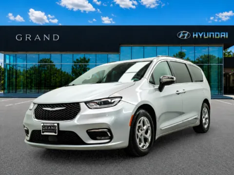 Another view of 2023 Chrysler Pacifica Limited for sale in Canton, GA at Grand Hyundai of Canton