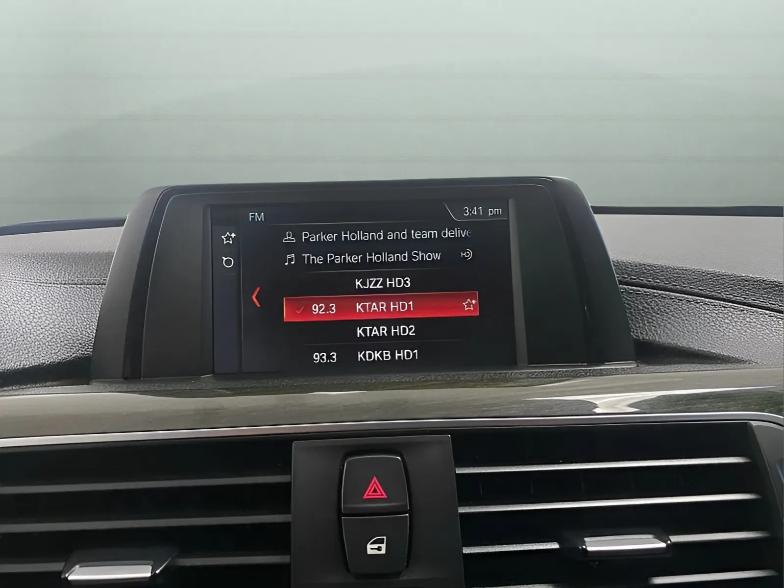 2018 BMW 3 Series 330e - Photo 20