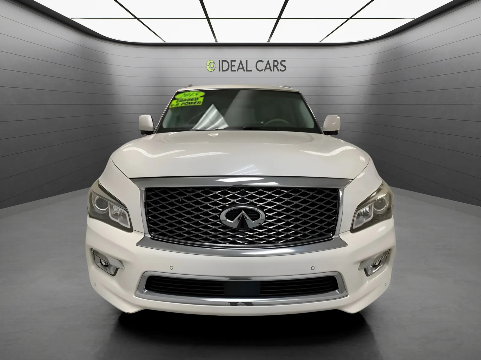 Infiniti QX80 photo 2