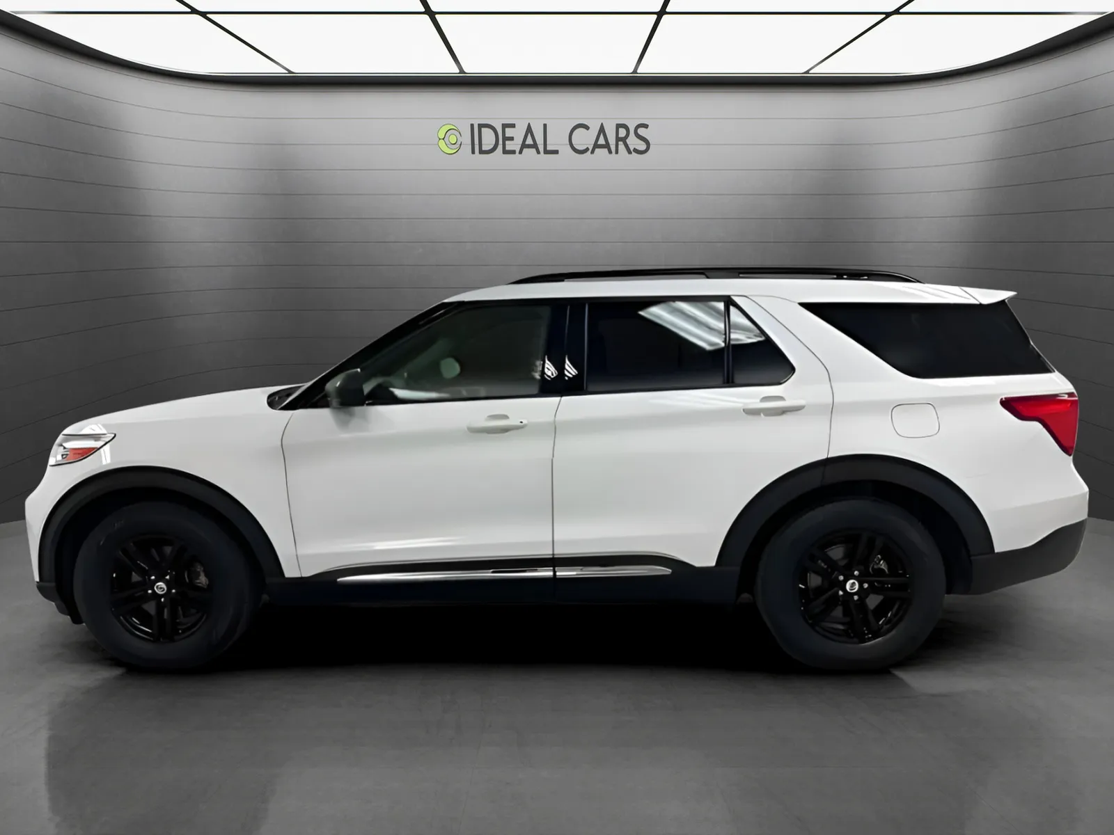 2020 Ford Explorer XLT - Photo 8