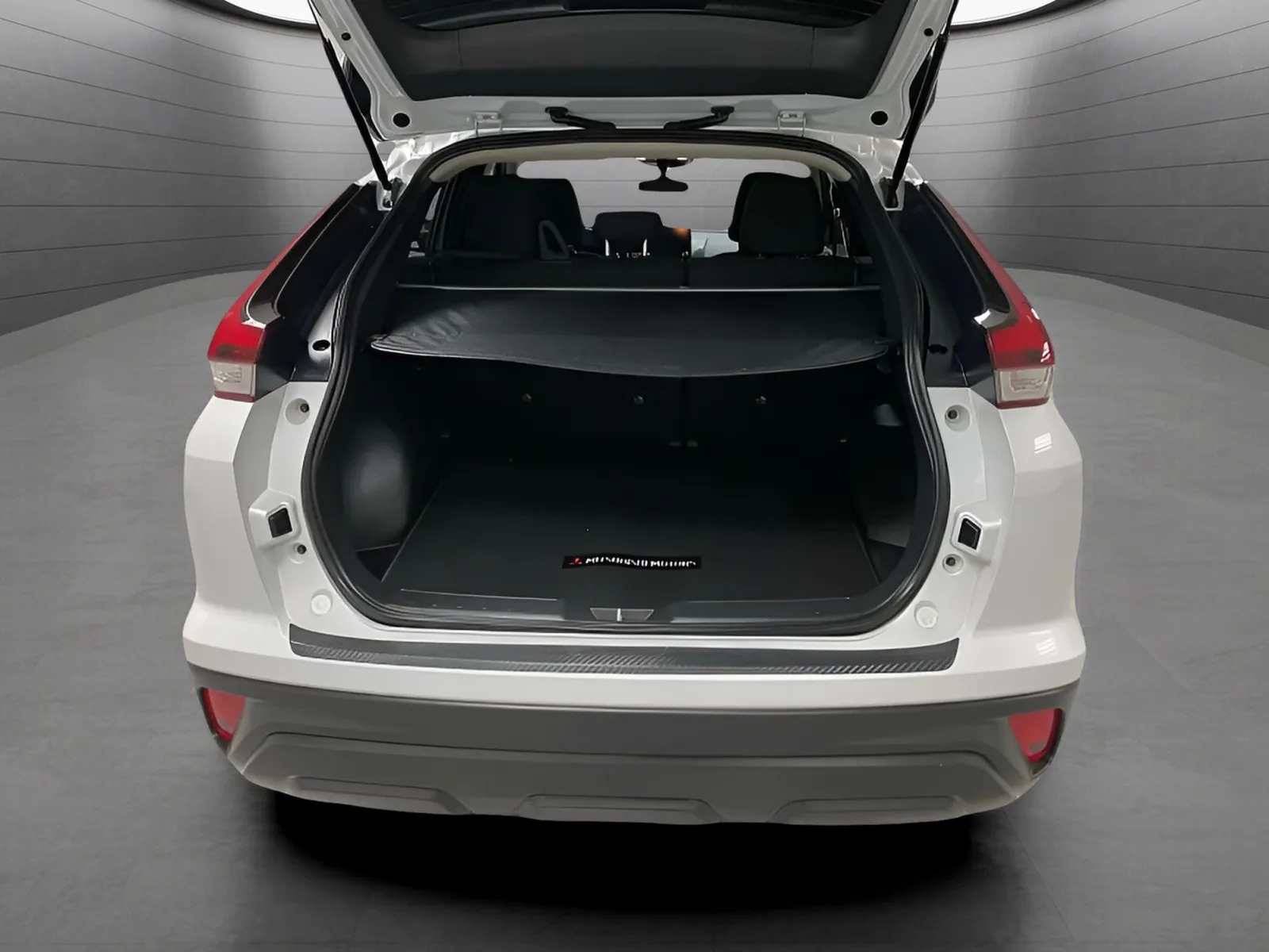 2024 Mitsubishi Eclipse Cross LE - Photo 13