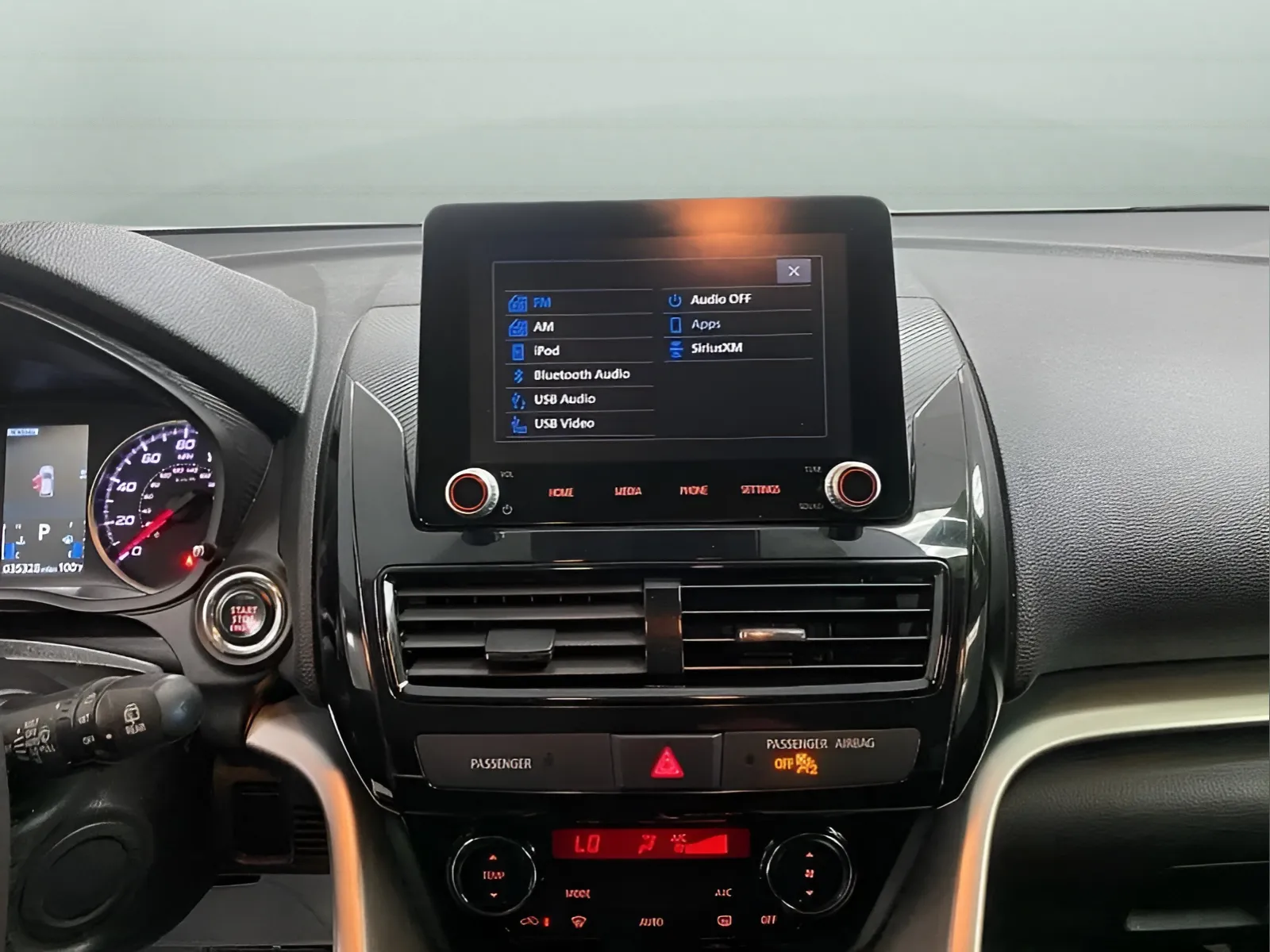 2024 Mitsubishi Eclipse Cross LE - Photo 23