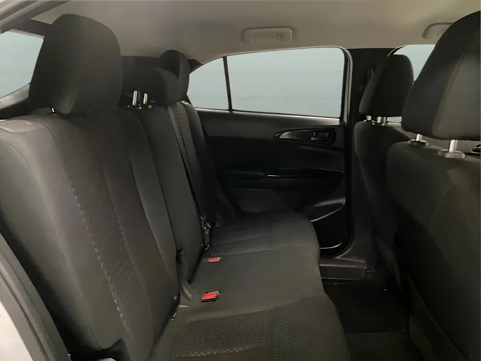 2024 Mitsubishi Eclipse Cross LE - Photo 14