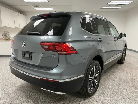 More photos of 2018 Volkswagen Tiguan 4d SUV SEL at Ideal Cars Service Center, AZ