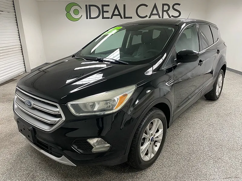 Black 2017 Ford Escape 4d SUV 4WD SE for sale in Mesa, AZ