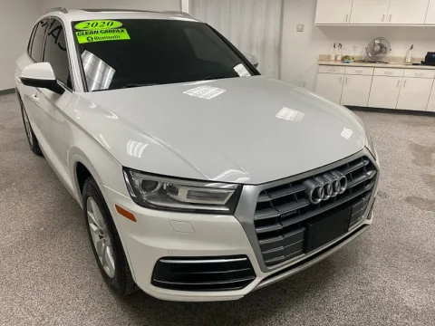 Another view of 2020 Audi Q5 4d SUV 2.0T Quattro Premium for sale in Mesa, AZ at Ideal Cars Service Center