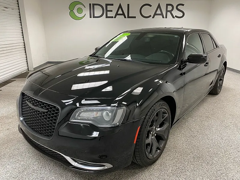 Black 2022 Chrysler 300 Touring RWD for sale in Mesa, AZ