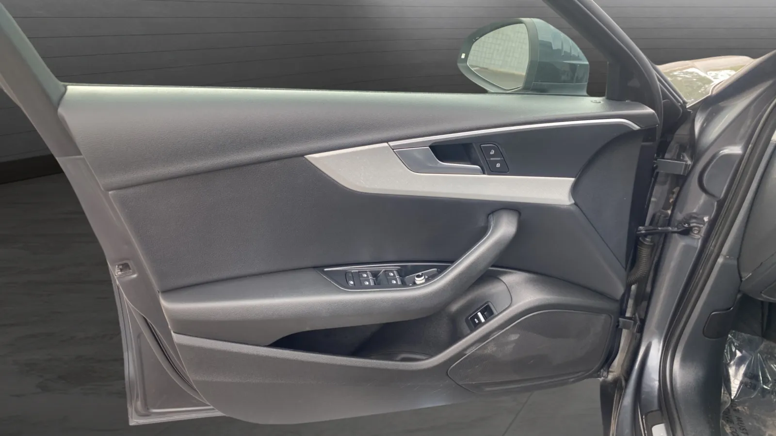 2017 Audi A4 Premium - Photo 10