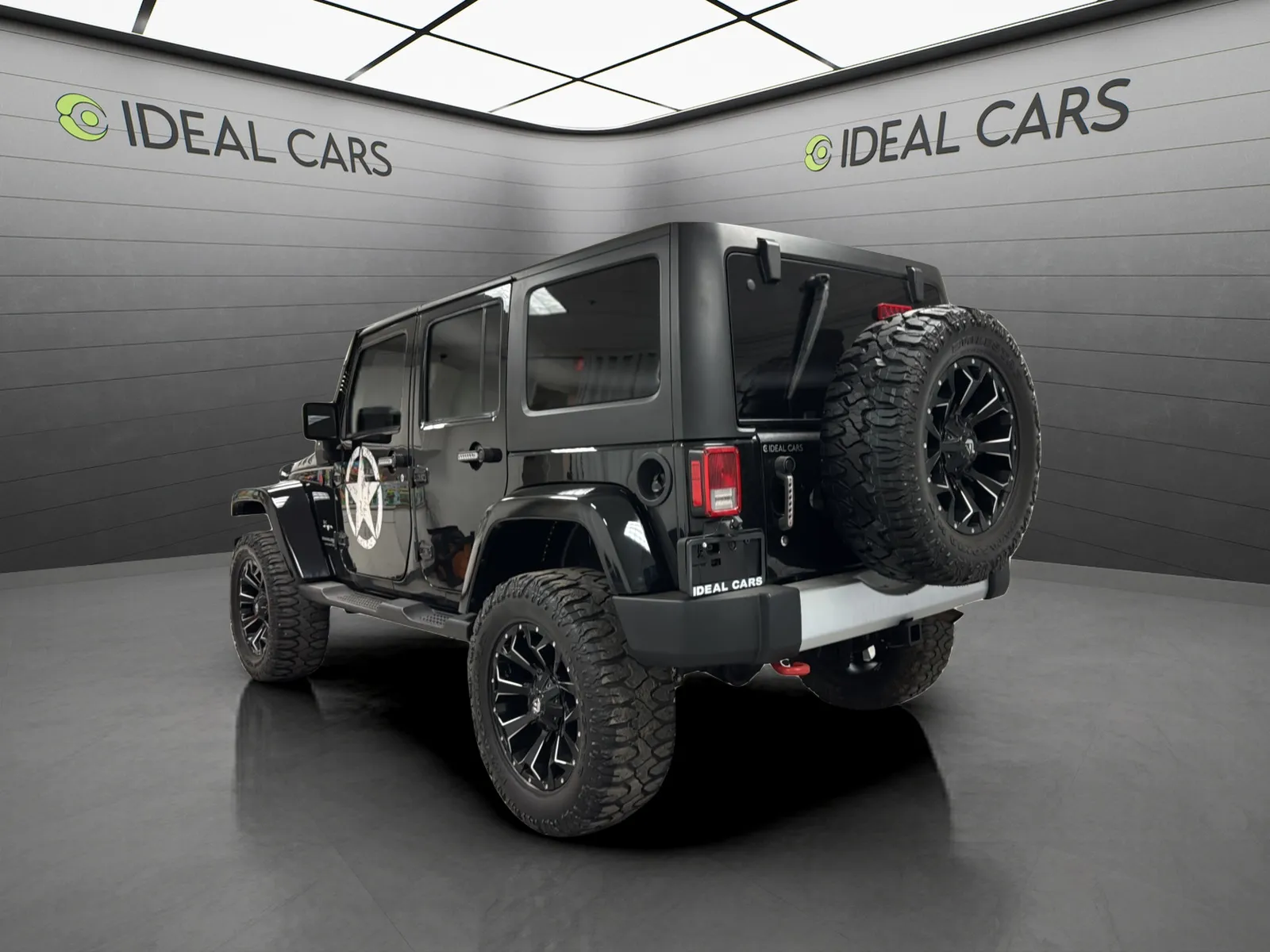 Black 2018 Jeep Wrangler JK Unlimited Sahara for sale in Mesa, AZ