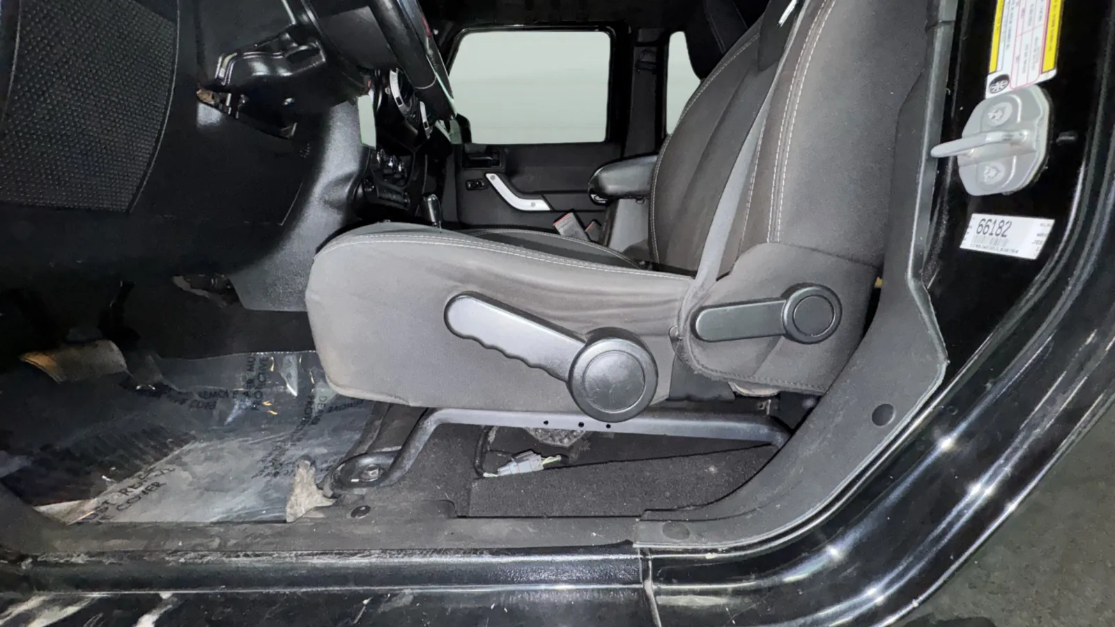 Jeep Wrangler JK photo 16