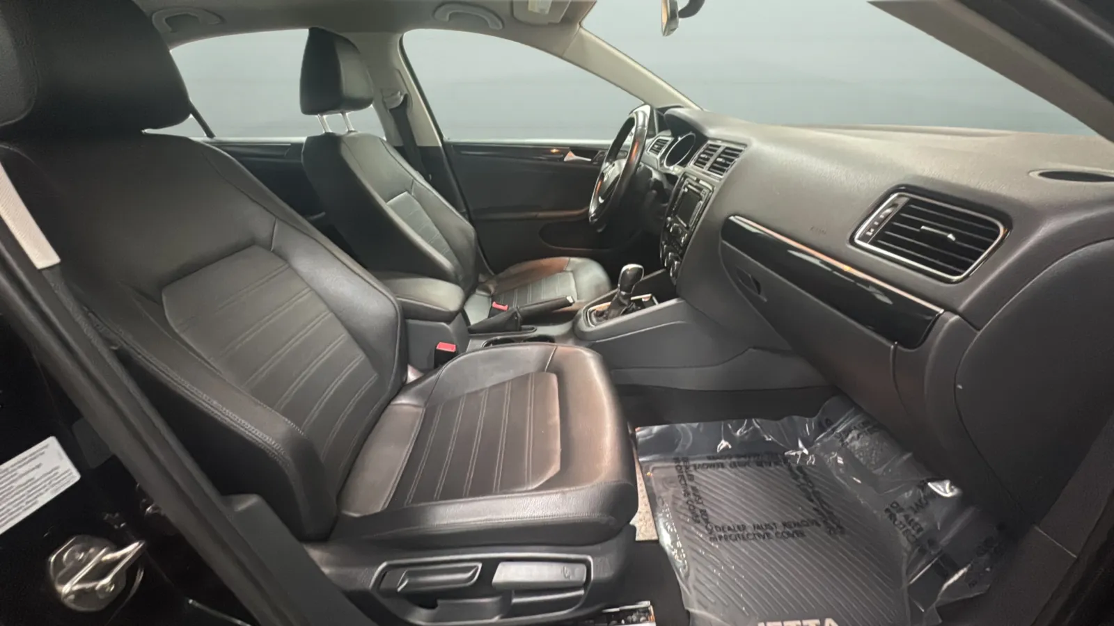 Volkswagen Jetta photo 23