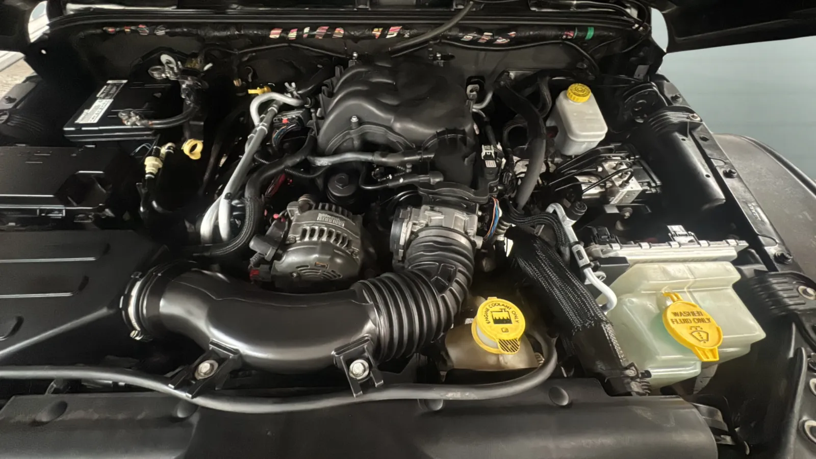 Jeep Wrangler photo 22