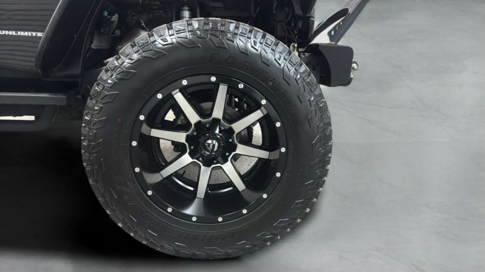 Jeep Wrangler photo 27