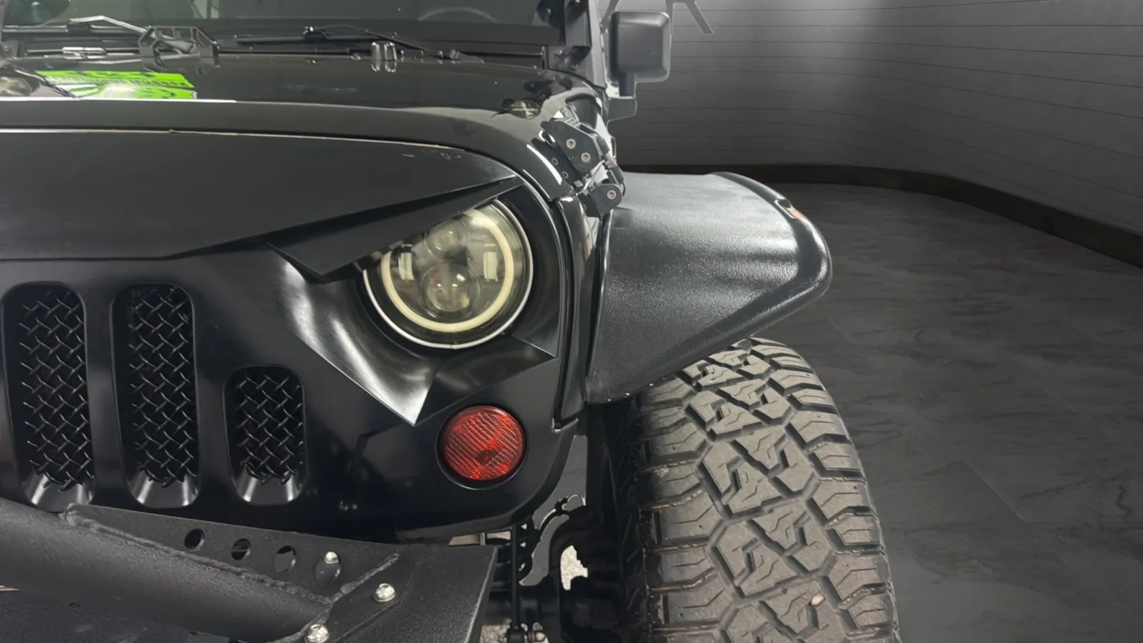 Jeep Wrangler photo 29