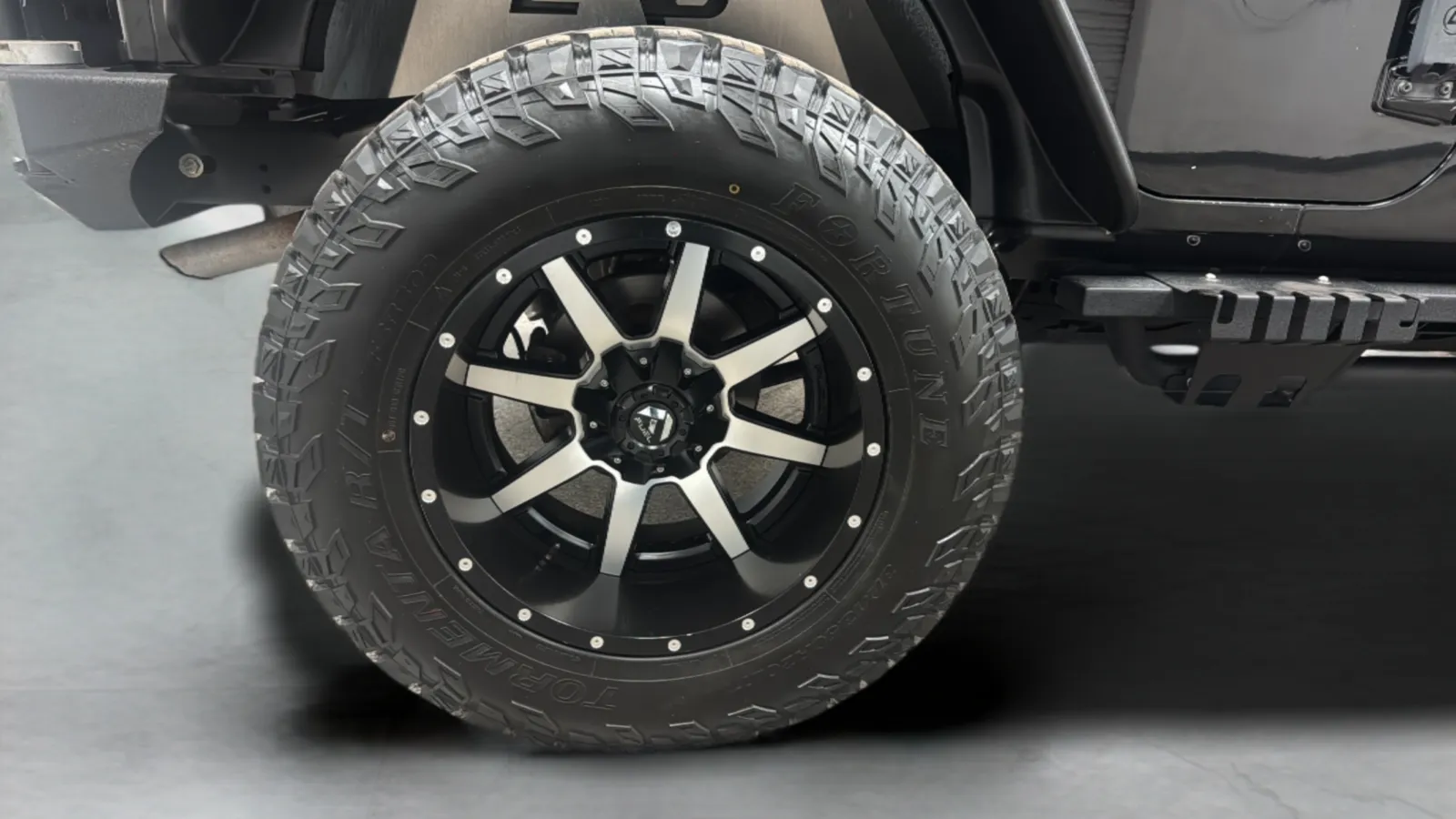 Jeep Wrangler photo 31