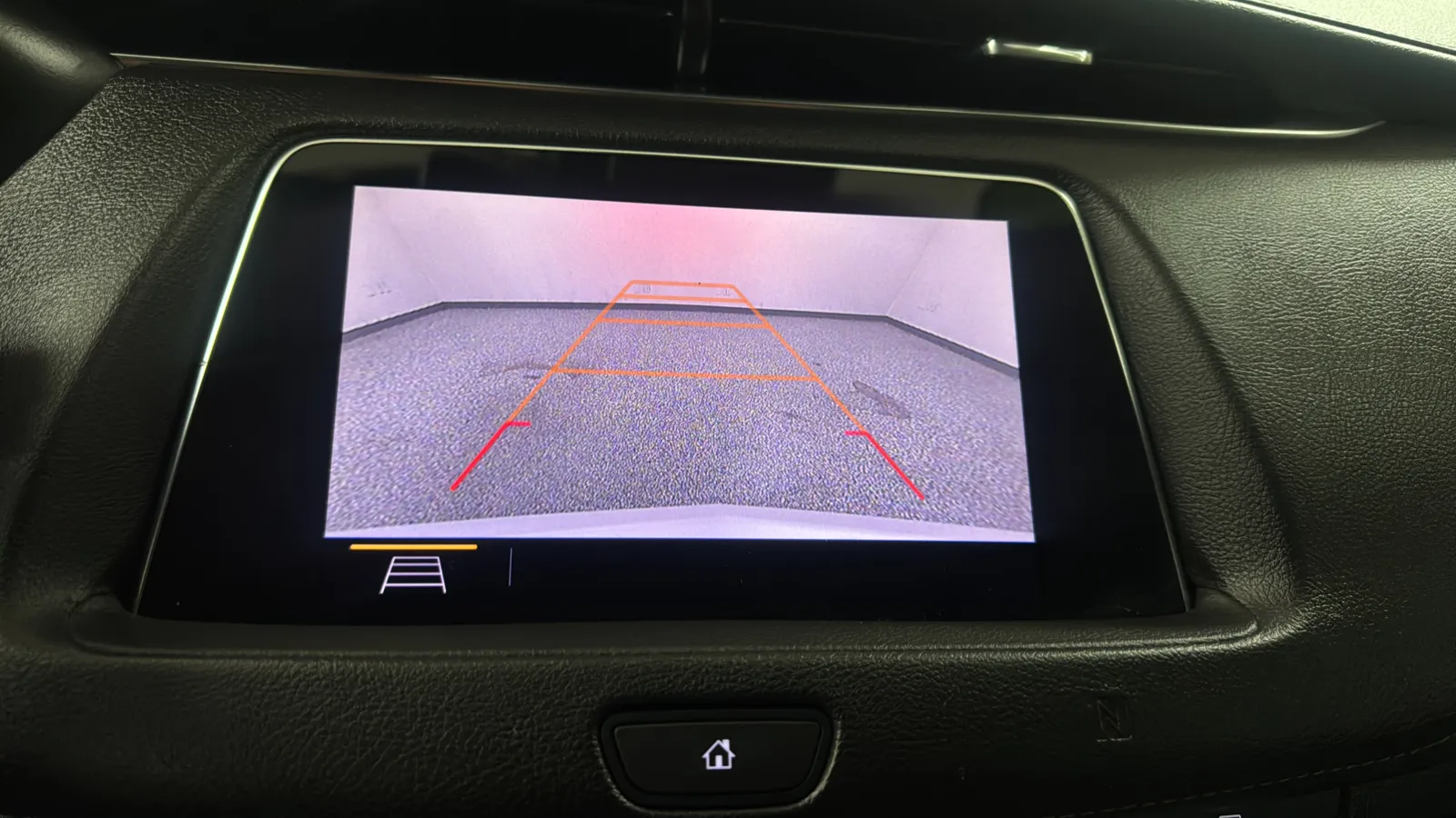 Cadillac XT4 photo 14