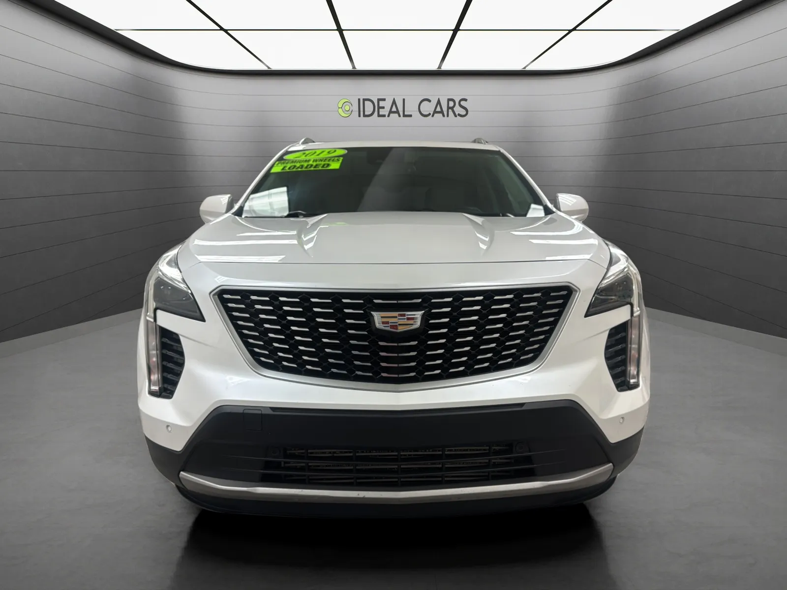 Cadillac XT4 photo 2