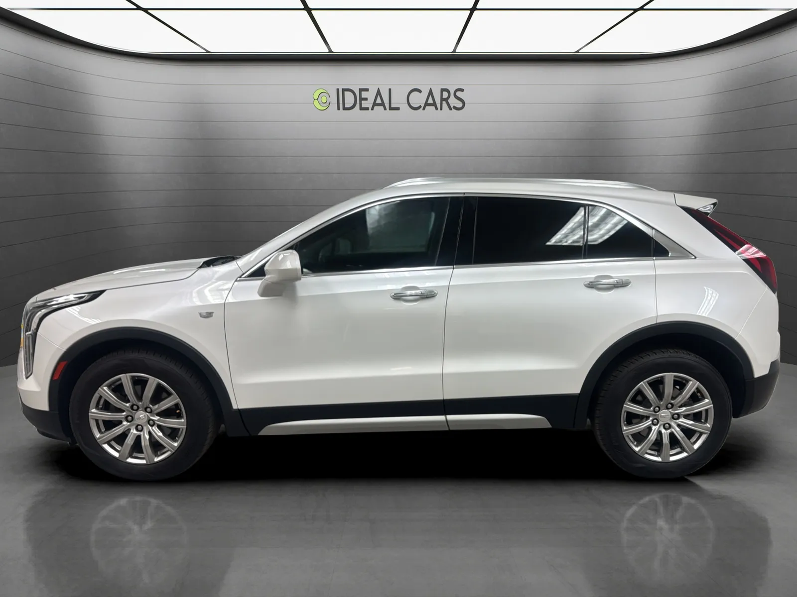 Cadillac XT4 photo 8