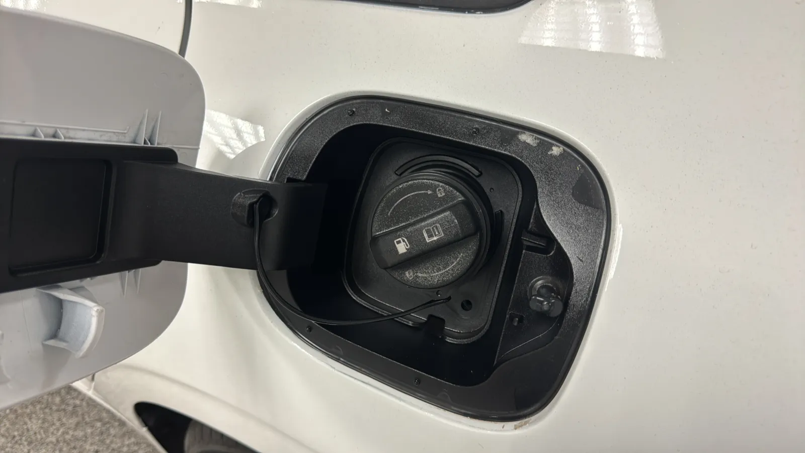 Kia K5 photo 28