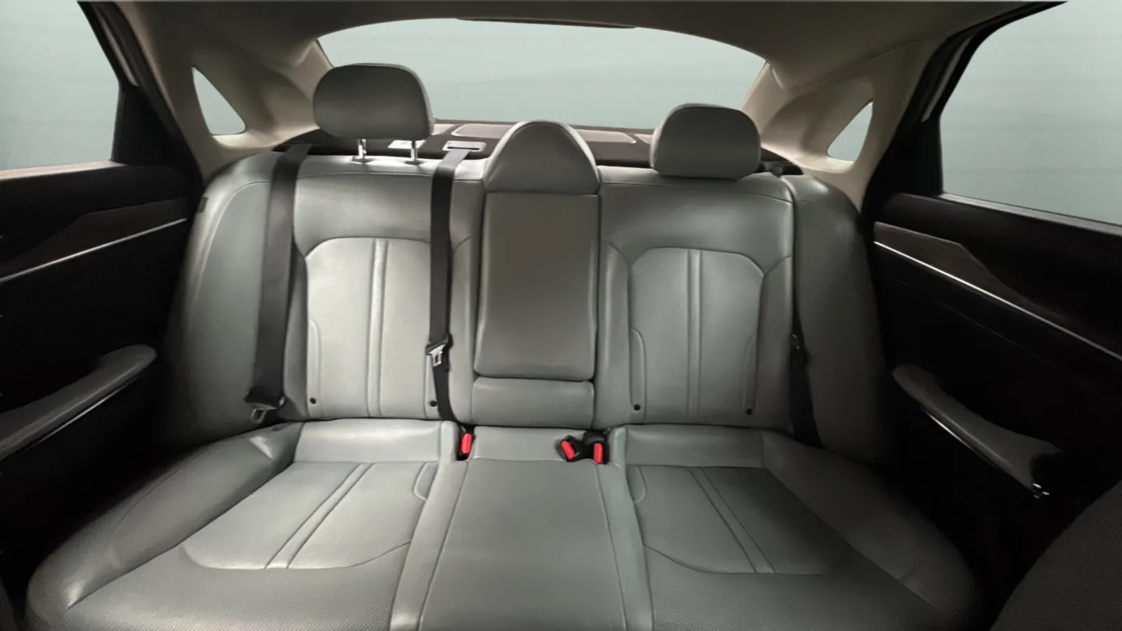 Kia K5 photo 18