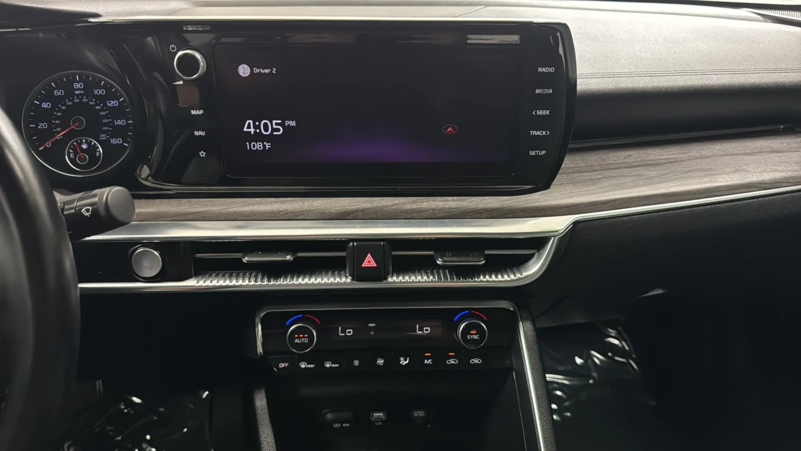 Kia K5 photo 15