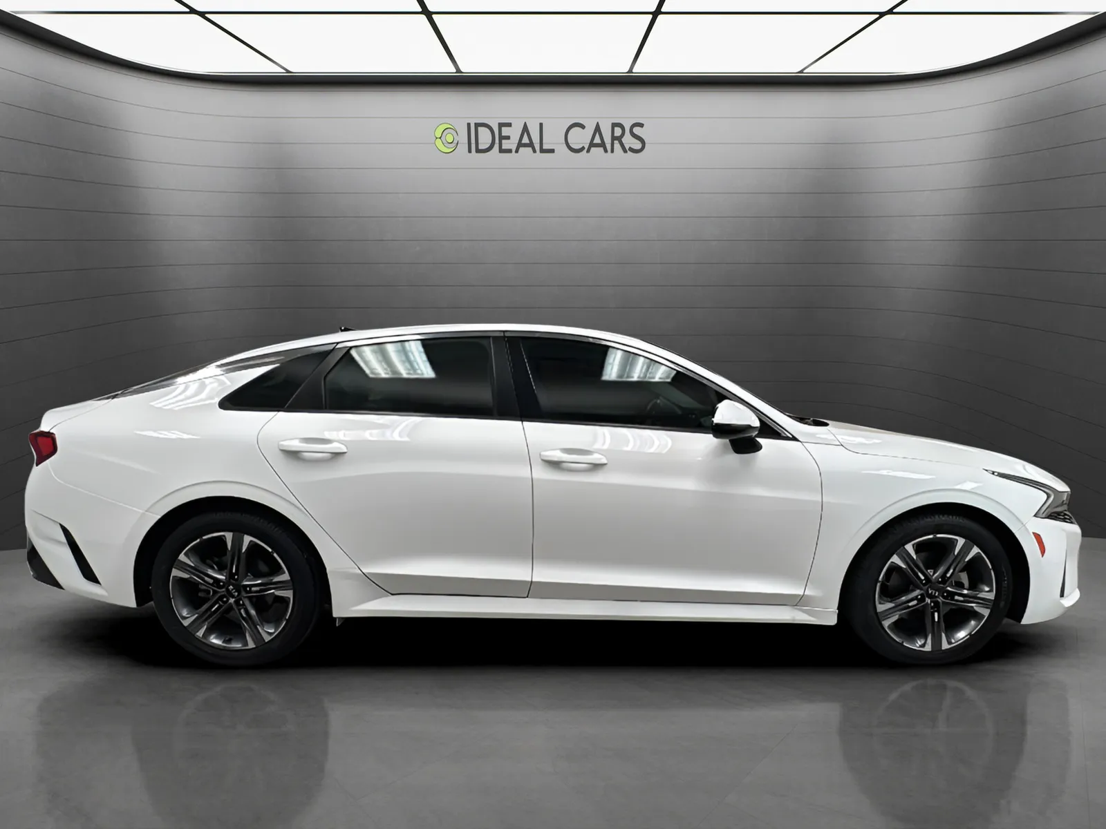 Kia K5 photo 4