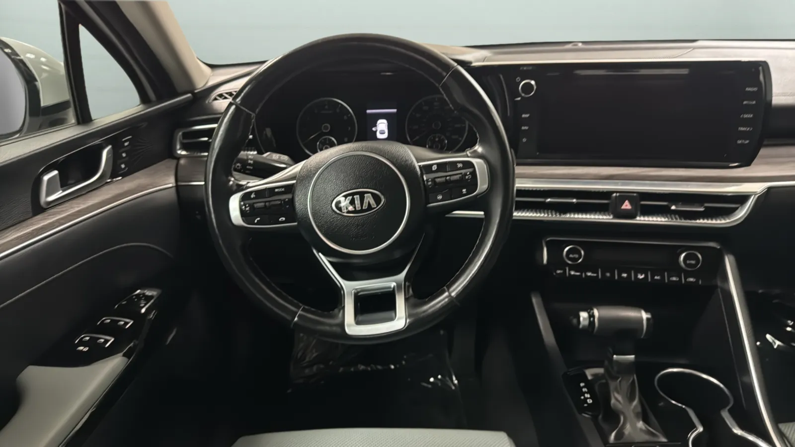 Kia K5 photo 10