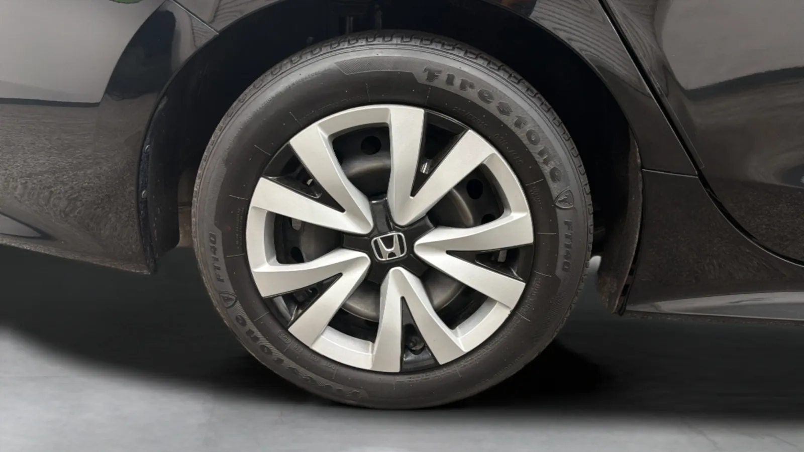 Honda Civic photo 25