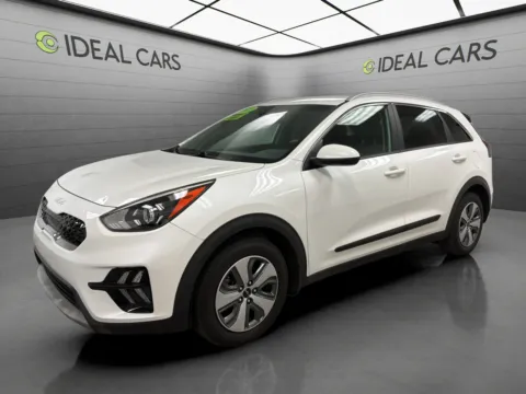 White 2022 Kia Niro LX for sale in Mesa, AZ