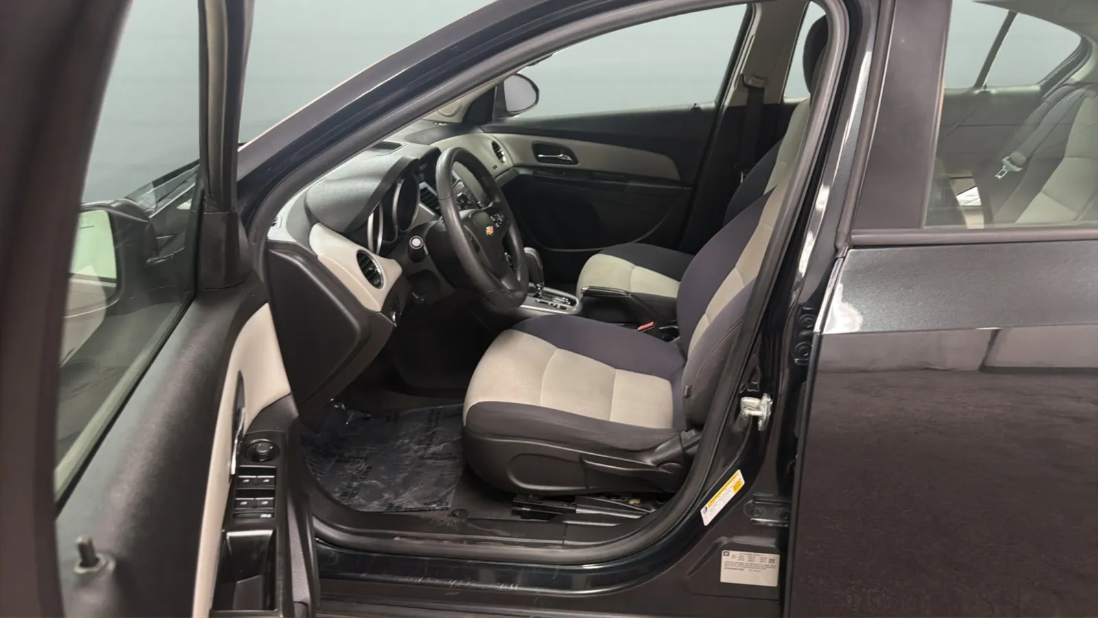 Chevrolet Cruze photo 19