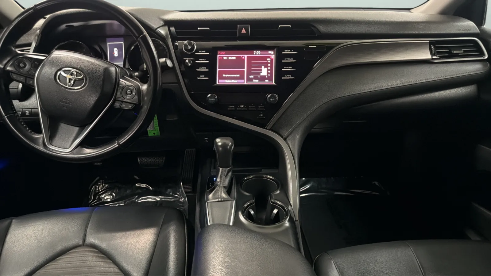 Toyota Camry photo 16