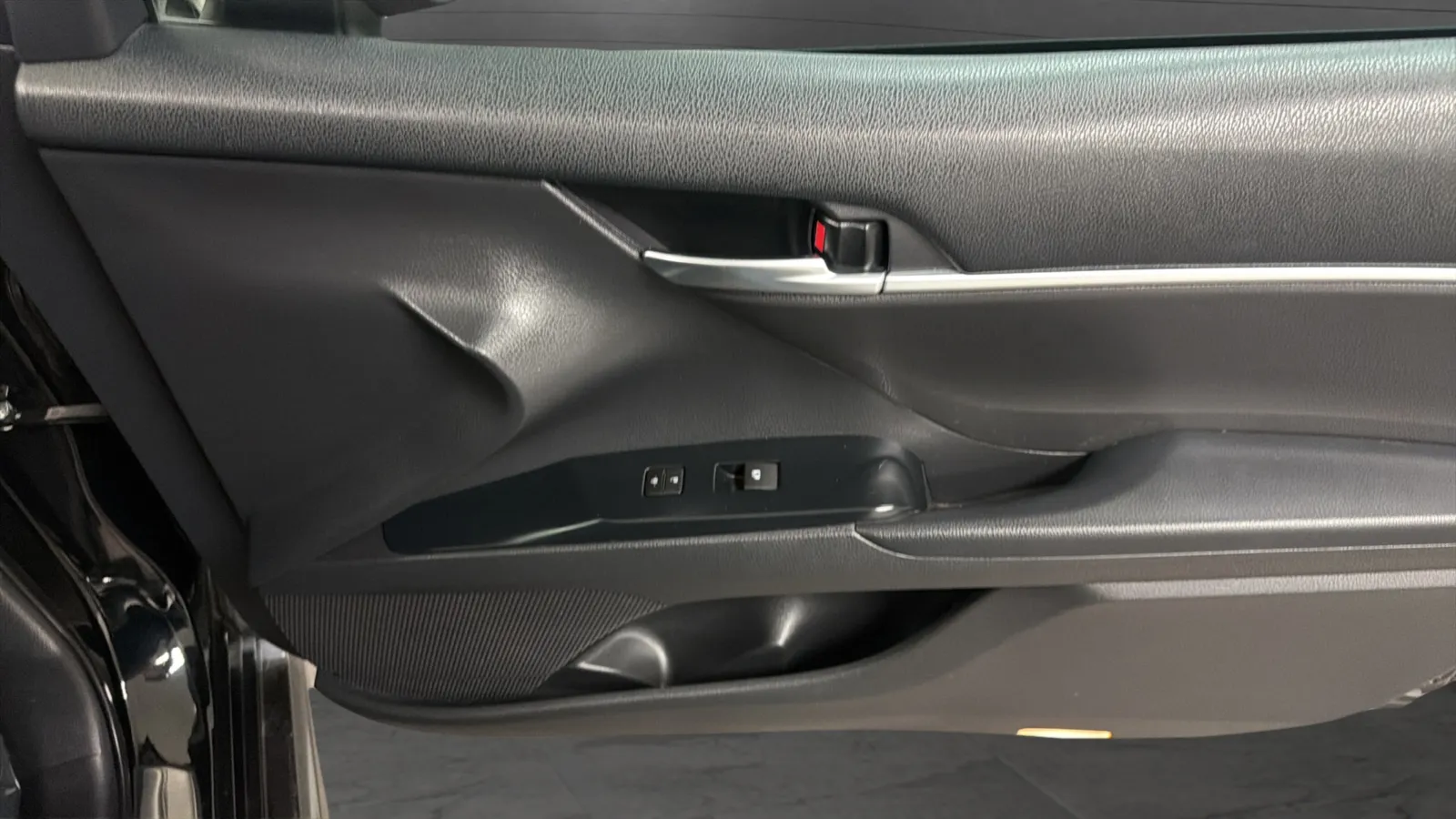 Toyota Camry photo 18