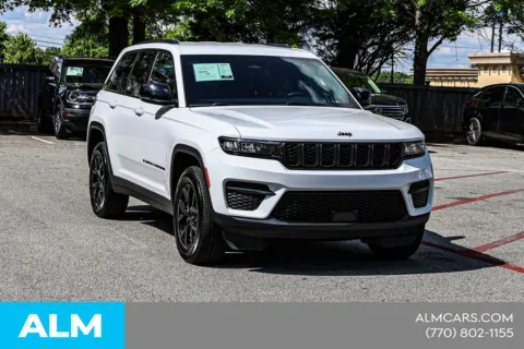 More photos of 2025 Jeep Grand Cherokee Altitude at ALM Nissan Newnan, GA