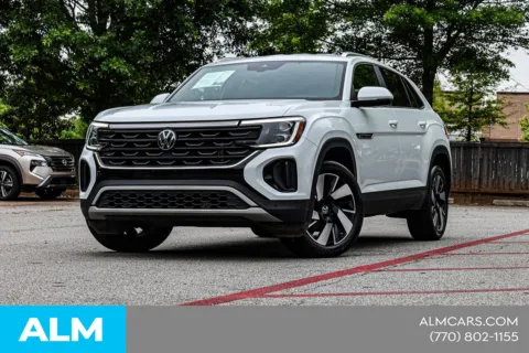 Photos of 2024 Volkswagen Atlas Cross Sport 2.0T SE w/Technology for sale in Newnan, GA at ALM Nissan Newnan