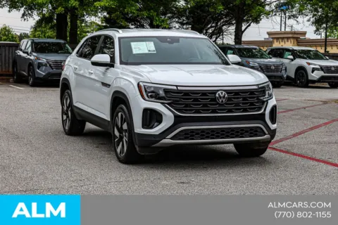 More photos of 2024 Volkswagen Atlas Cross Sport 2.0T SE w/Technology at ALM Nissan Newnan, GA