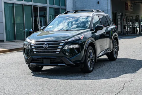 Another view of 2026 Nissan Rogue Platinum w/ Lifetime Powertrain Warranty for sale in Newnan, GA at ALM Nissan Newnan